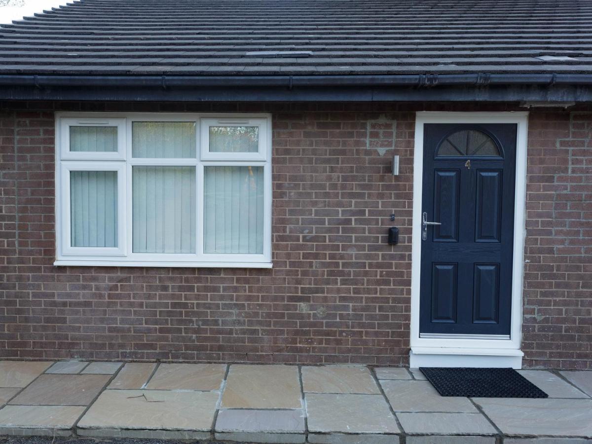 Live In Leeds Greenhill Bungalows Exterior photo